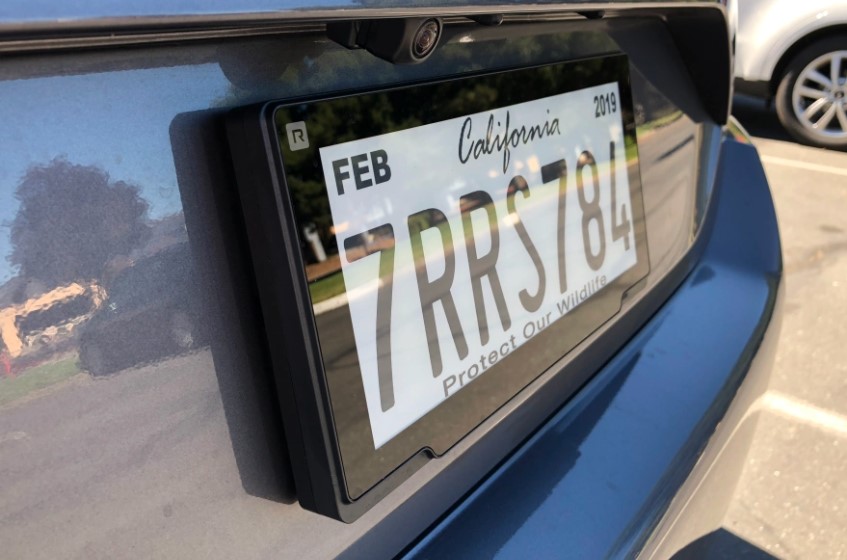 Digital license plates